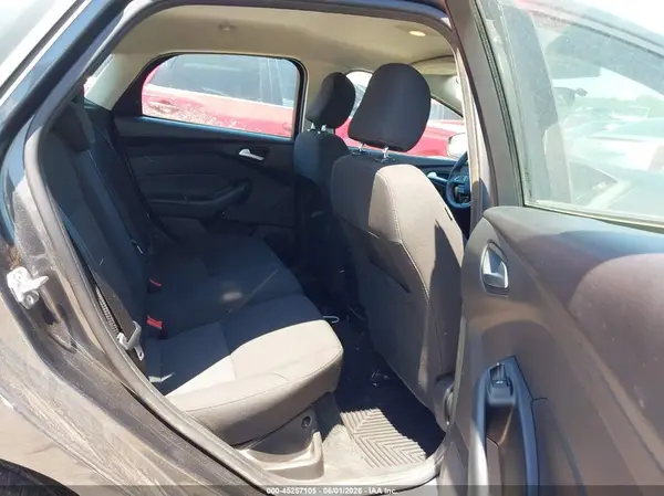 1FADP3K24HL278106 2017 FORD FOCUS - Image 8