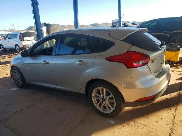 1FADP3K24HL284973 2017 FORD FOCUS - Image 2