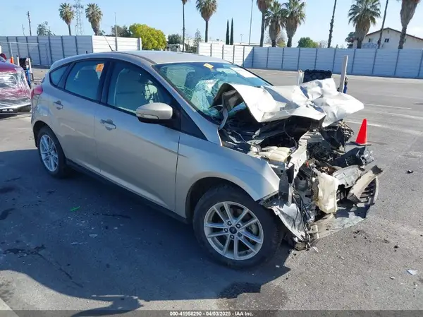 1FADP3K24HL299912 2017 FORD FOCUS - Image 1