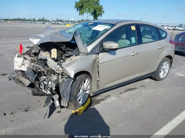 1FADP3K24HL299912 2017 FORD FOCUS - Image 2