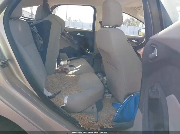 1FADP3K24HL299912 2017 FORD FOCUS - Image 8