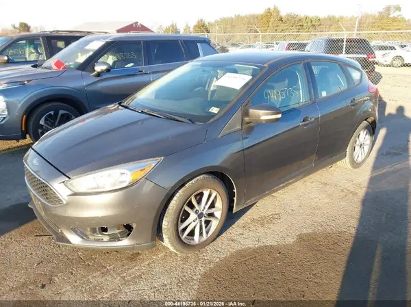 1FADP3K24HL317177 2017 FORD FOCUS - Image 2