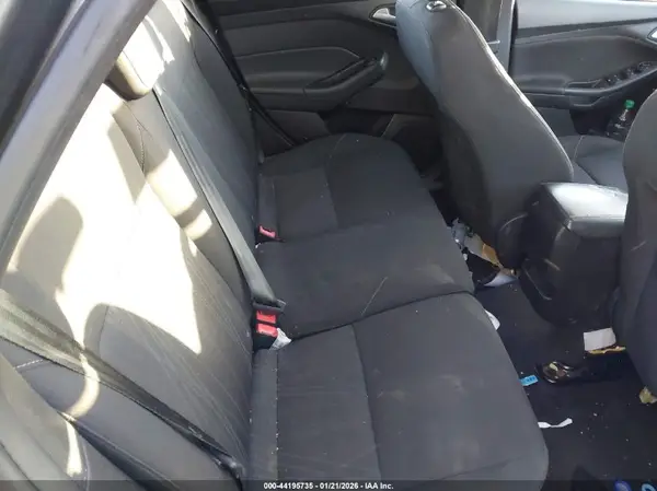 1FADP3K24HL317177 2017 FORD FOCUS - Image 8