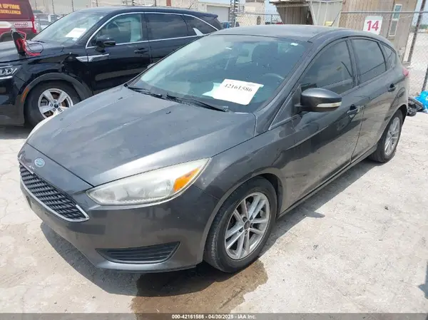 1FADP3K24HL318684 2017 FORD FOCUS - Image 2