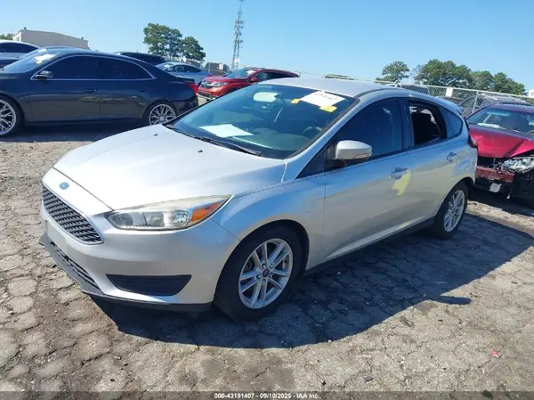 1FADP3K24HL322864 2017 FORD FOCUS - Image 2