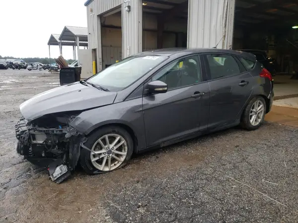 1FADP3K24HL336876 2017 FORD FOCUS - Image 1