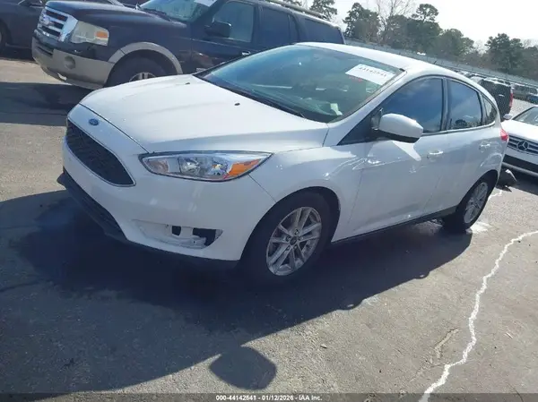 1FADP3K24JL208532 2018 FORD FOCUS - Image 2