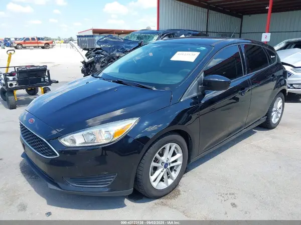 1FADP3K24JL209356 2018 FORD FOCUS - Image 2