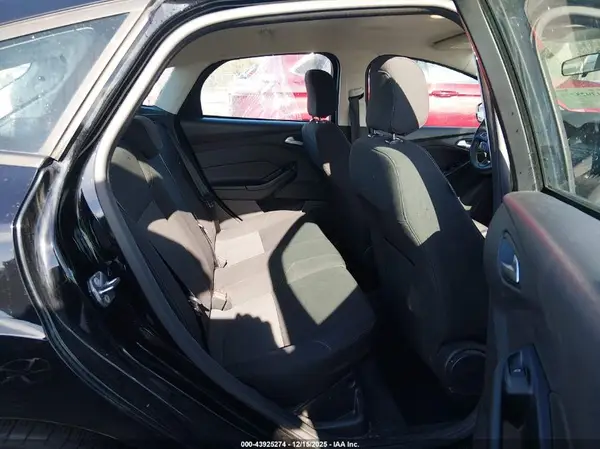 1FADP3K24JL214363 2018 FORD FOCUS - Image 8