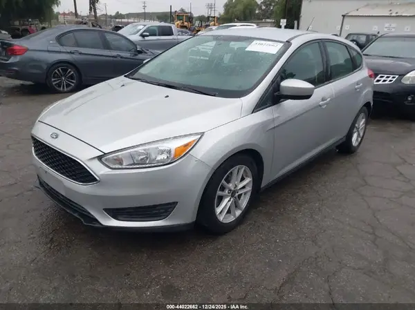 1FADP3K24JL230630 2018 FORD FOCUS - Image 2