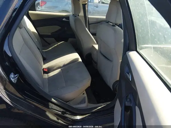 1FADP3K24JL241868 2018 FORD FOCUS - Image 8