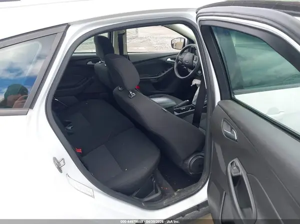 1FADP3K24JL252627 2018 FORD FOCUS - Image 8