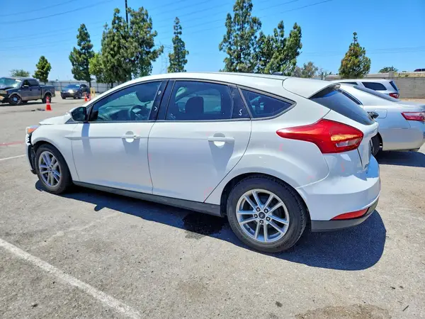 1FADP3K24JL260209 2018 FORD FOCUS - Image 2