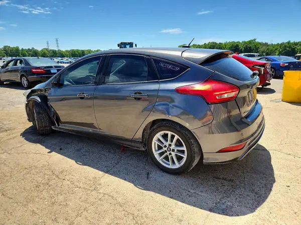 1FADP3K24JL265572 2018 FORD FOCUS - Image 2