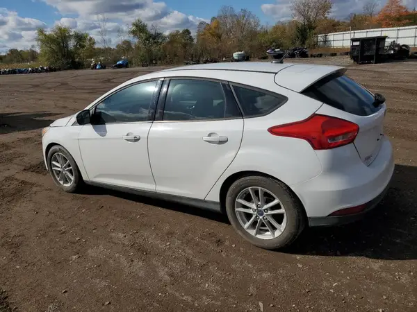 1FADP3K24JL275082 2018 FORD FOCUS - Image 2