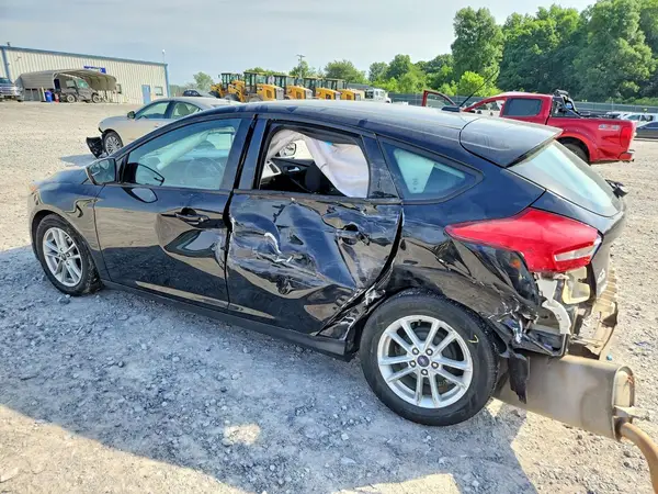 1FADP3K24JL281559 2018 FORD FOCUS - Image 2
