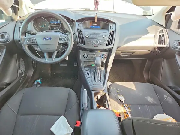 1FADP3K24JL281559 2018 FORD FOCUS - Image 8