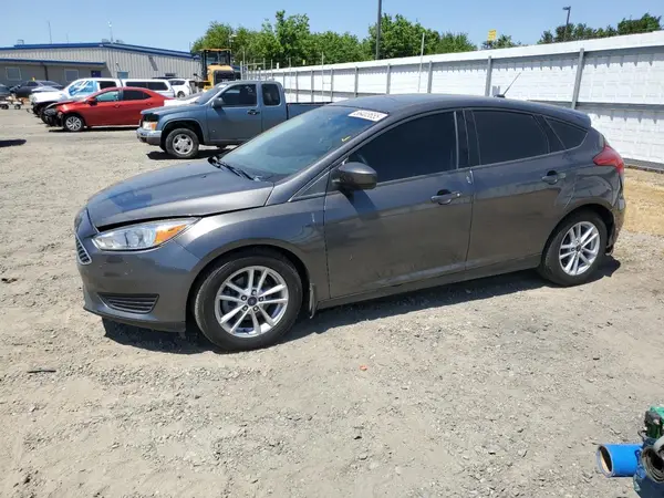 1FADP3K24JL282937 2018 FORD FOCUS - Image 1