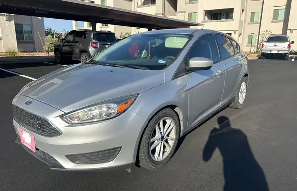 1FADP3K24JL302684 2018 FORD FOCUS - Image 2