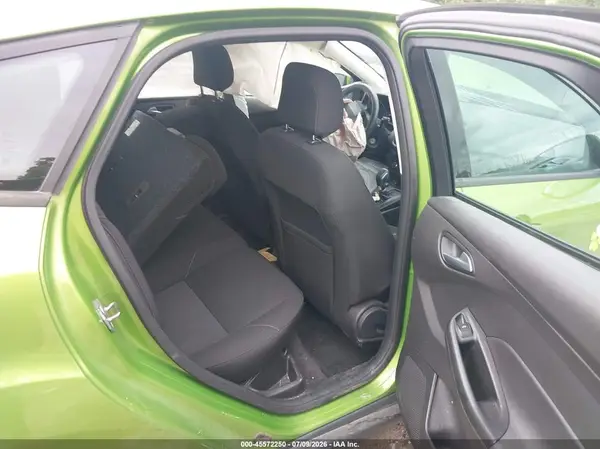 1FADP3K24JL307156 2018 FORD FOCUS - Image 8