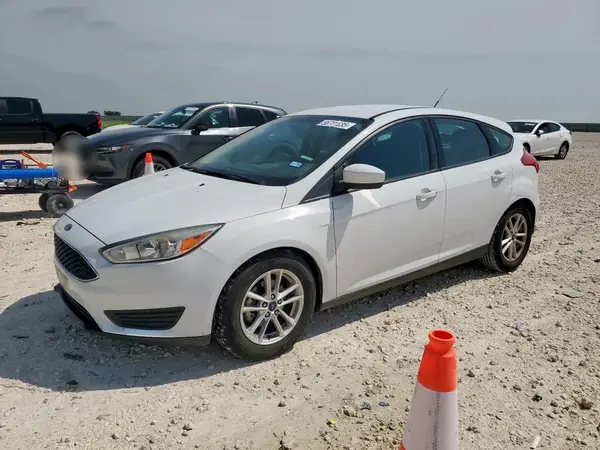 1FADP3K24JL311689 2018 FORD FOCUS - Image 1
