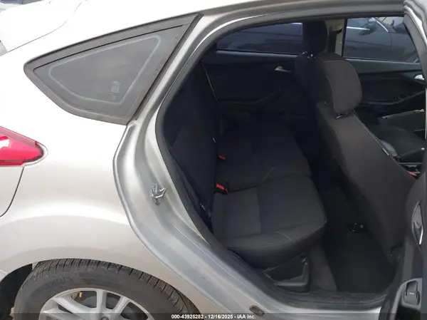 1FADP3K24JL315239 2018 FORD FOCUS - Image 8