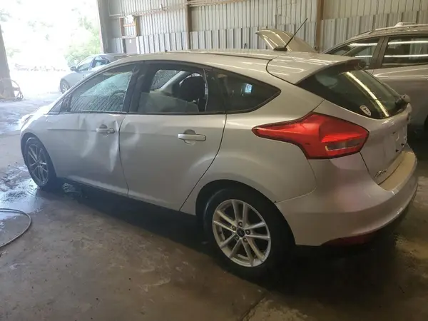 1FADP3K24JL320604 2018 FORD FOCUS - Image 2
