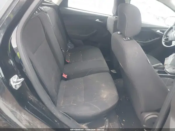 1FADP3K24JL329450 2018 FORD FOCUS - Image 8