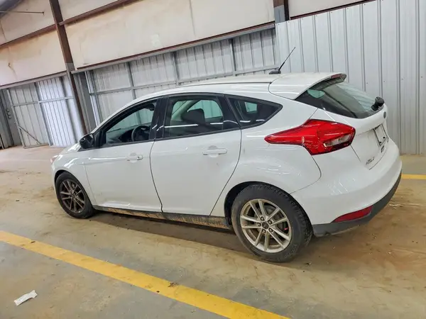 1FADP3K25GL204725 2016 FORD FOCUS - Image 2
