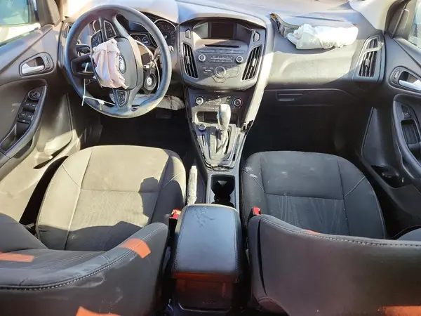 1FADP3K25GL205132 2016 FORD FOCUS - Image 8