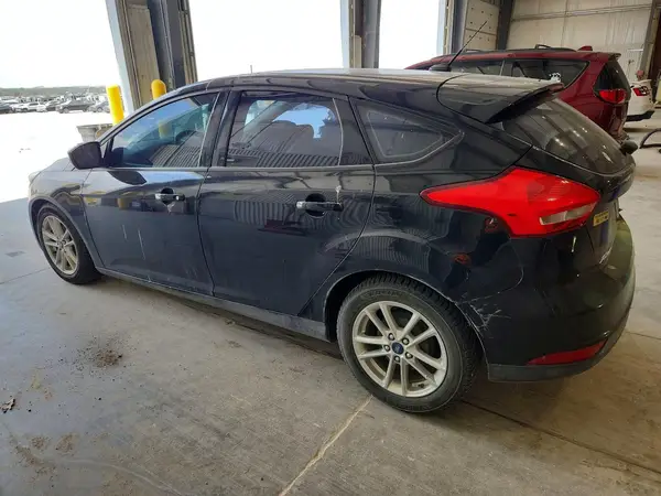 1FADP3K25GL214137 2016 FORD FOCUS - Image 2