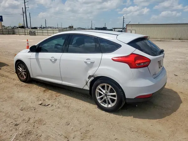 1FADP3K25GL226014 2016 FORD FOCUS - Image 2