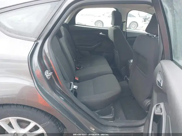 1FADP3K25GL239202 2016 FORD FOCUS - Image 8