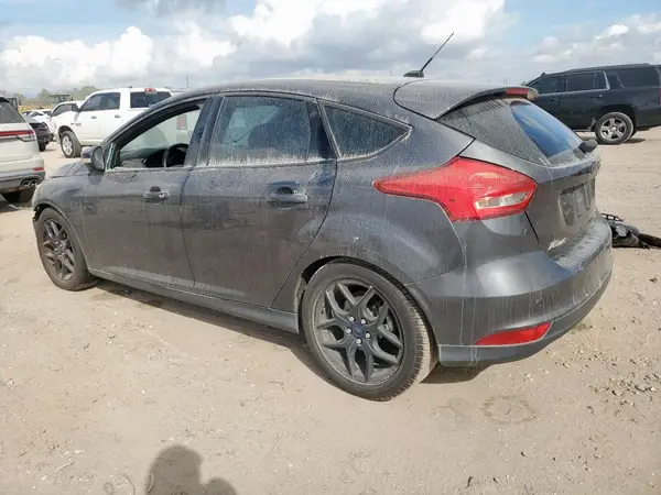 1FADP3K25GL241967 2016 FORD FOCUS - Image 2