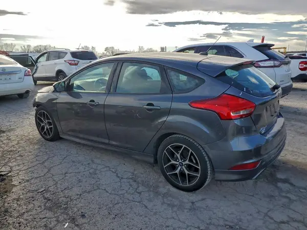 1FADP3K25GL245713 2016 FORD FOCUS - Image 2