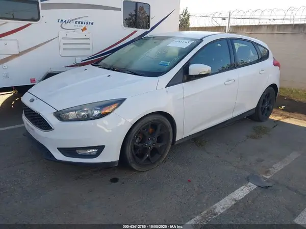 1FADP3K25GL258736 2016 FORD FOCUS - Image 2