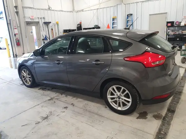 1FADP3K25GL267257 2016 FORD FOCUS - Image 2
