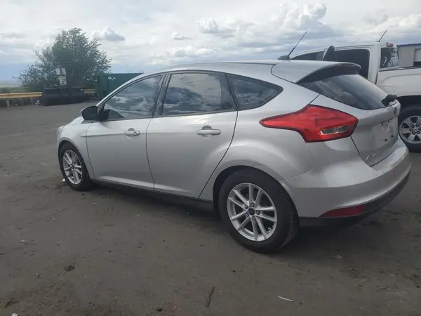 1FADP3K25GL270871 2016 FORD FOCUS - Image 2