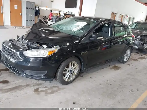 1FADP3K25GL281305 2016 FORD FOCUS - Image 2