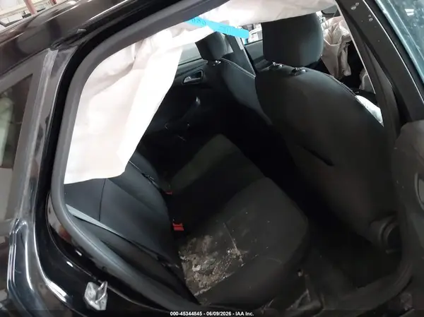 1FADP3K25GL281305 2016 FORD FOCUS - Image 8