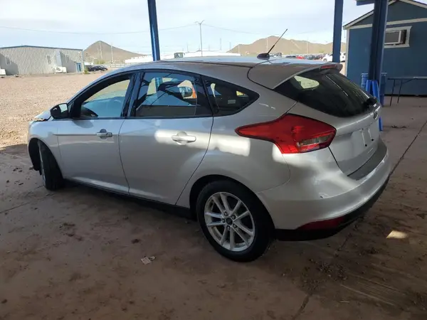 1FADP3K25GL284110 2016 FORD FOCUS - Image 2