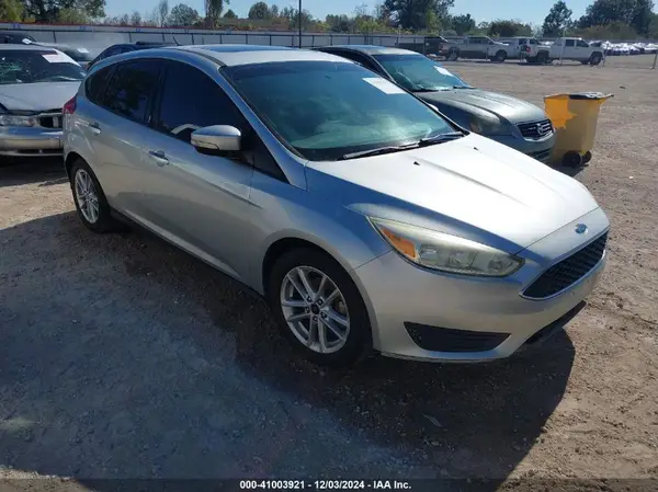 1FADP3K25GL284365 2016 FORD FOCUS - Image 1