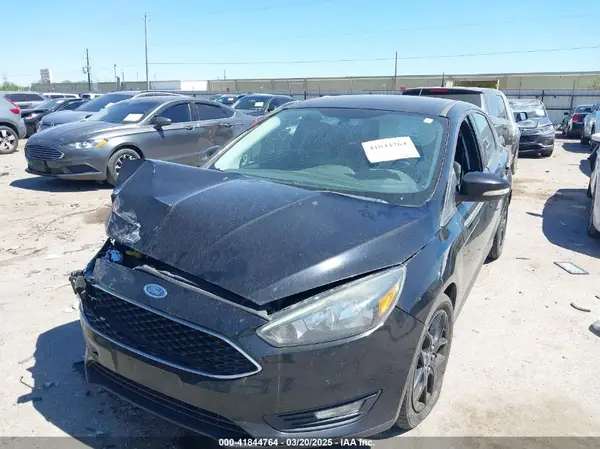 1FADP3K25GL286178 2016 FORD FOCUS - Image 2
