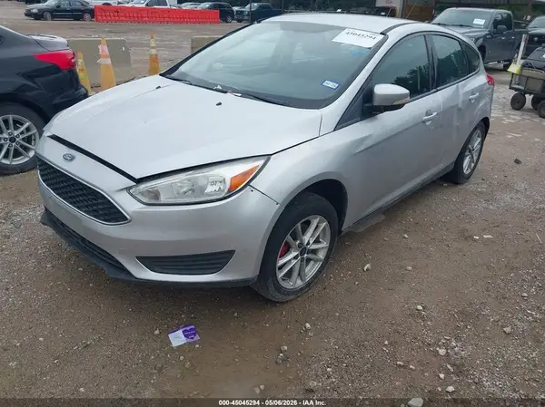 1FADP3K25GL286648 2016 FORD FOCUS - Image 2