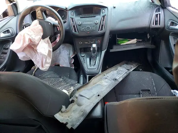 1FADP3K25GL290392 2016 FORD FOCUS - Image 8