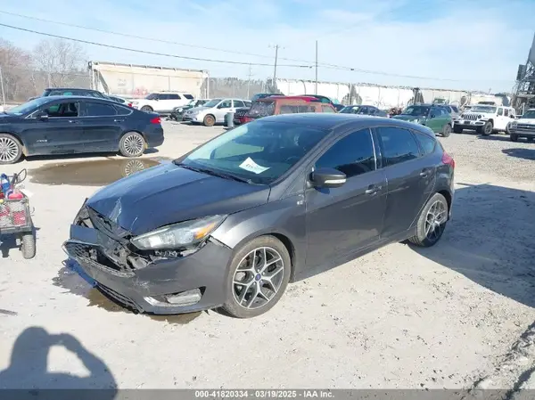 1FADP3K25GL300533 2016 FORD FOCUS - Image 2