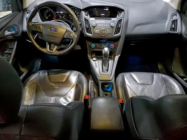 1FADP3K25GL305246 2016 FORD FOCUS - Image 8