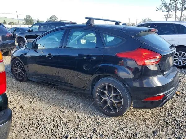 1FADP3K25GL315615 2016 FORD FOCUS - Image 2