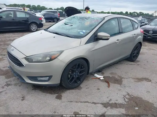 1FADP3K25GL318966 2016 FORD FOCUS - Image 2