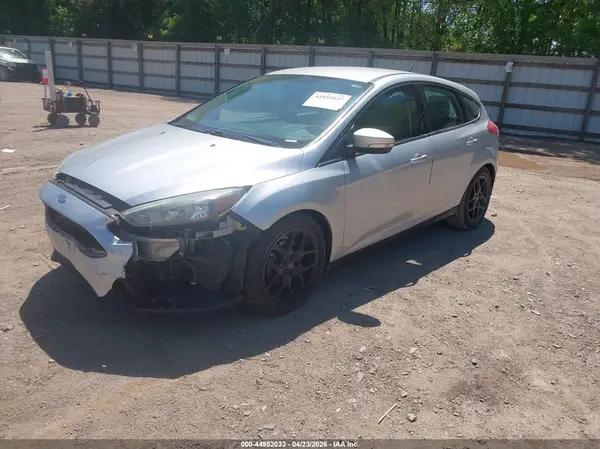 1FADP3K25GL321687 2016 FORD FOCUS - Image 2